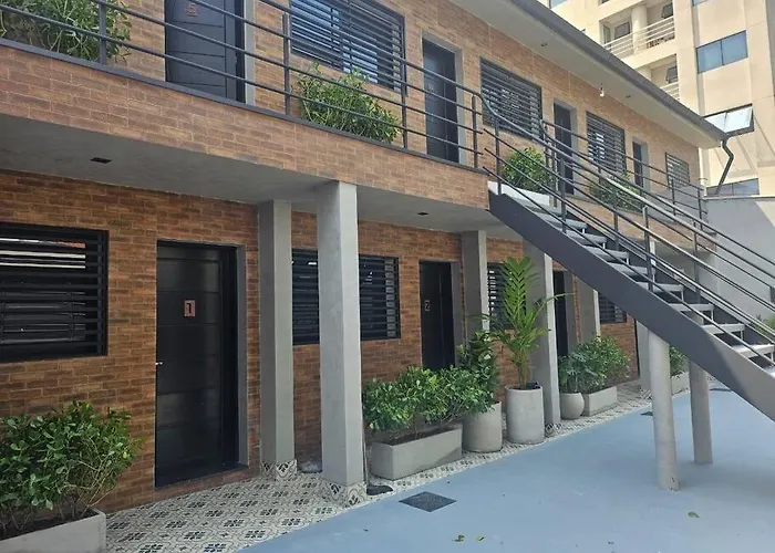 Hospedagem Ao Lado Do Aeroporto,Campo Belo