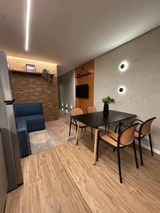 Ao Lado Do Aeroporto,campo Belo Apartment *